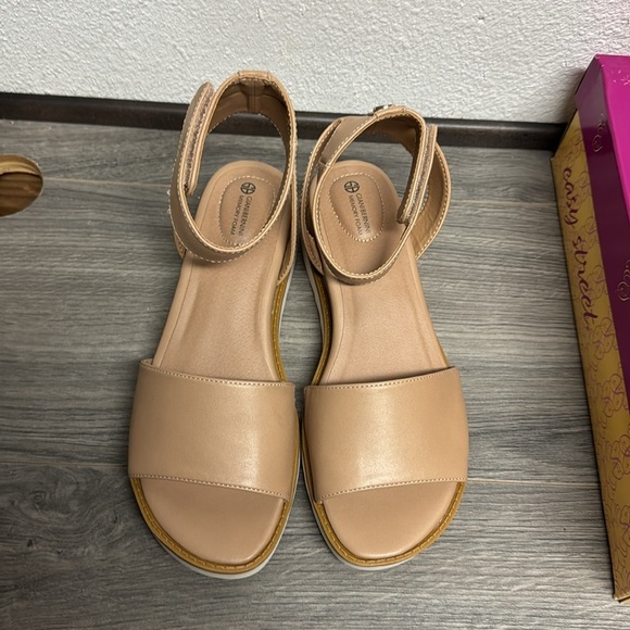 Giani Bernini Women's Constancia Ankle Strap Wedge Sandals - Picture 3 of 7